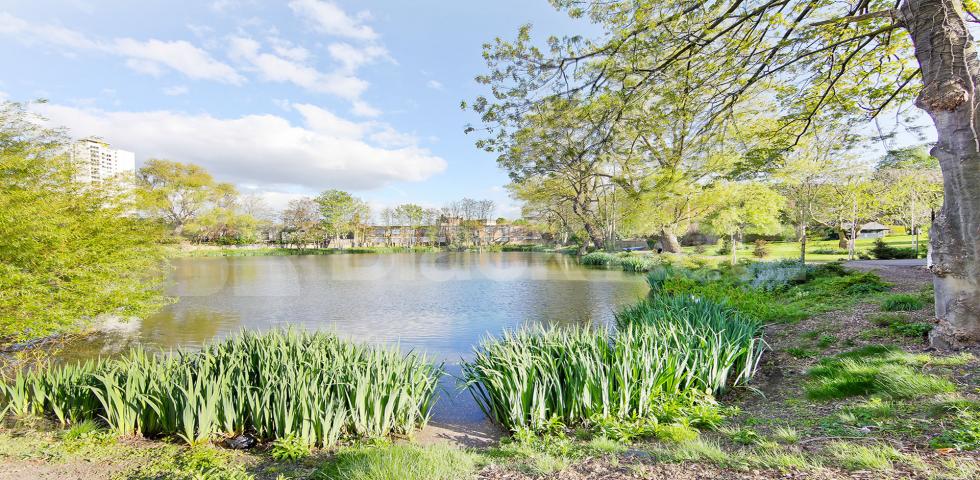 			NEW INSTRUCTION (Includes Parking), 3 Bedroom, 1 bath, 1 reception Mews House			 Rushgrove Street , Woolwich Arsenal